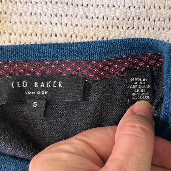 Ted Baker Men’s Size XL (5) Merino Wool Charcoal Sweater with Teal Trim Office - Picture 5 of 9